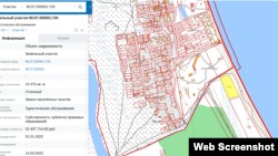 План земельного участка (выделен желтым цветом) для строительства курортного села. Скриншот публичной кадастровой карты РФ pkk.rosreestr.ru