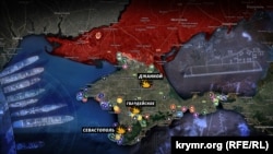 Коллаж из изображений карты Крыма и военных объектов на полуострове