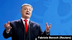 Петр Порошенко