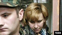 Сегодня Светлана Бахмина больше не под конвоем