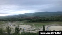 Белогорское водохранилище в мае 2020 года