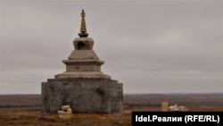 Калмыцкая ступа в селе Буруны Астраханская области. Иллюстративное фото