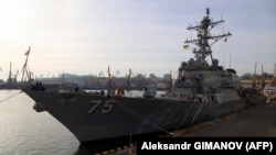 Эсминец Donald Cook (DDG-75) в Одесском порту, февраль 2019 года