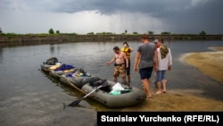 Туристическая Украина: сплав по Десне (фотогалерея)