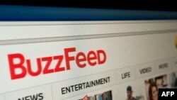 Логотип BuzzFeed 