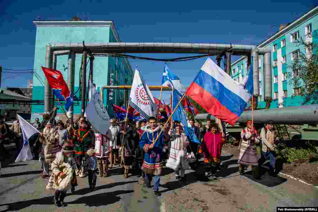 На севере Красноярского края, на полуострове Таймыр, проживают представители пяти различных этнических групп со своими уникальными традициями и языками